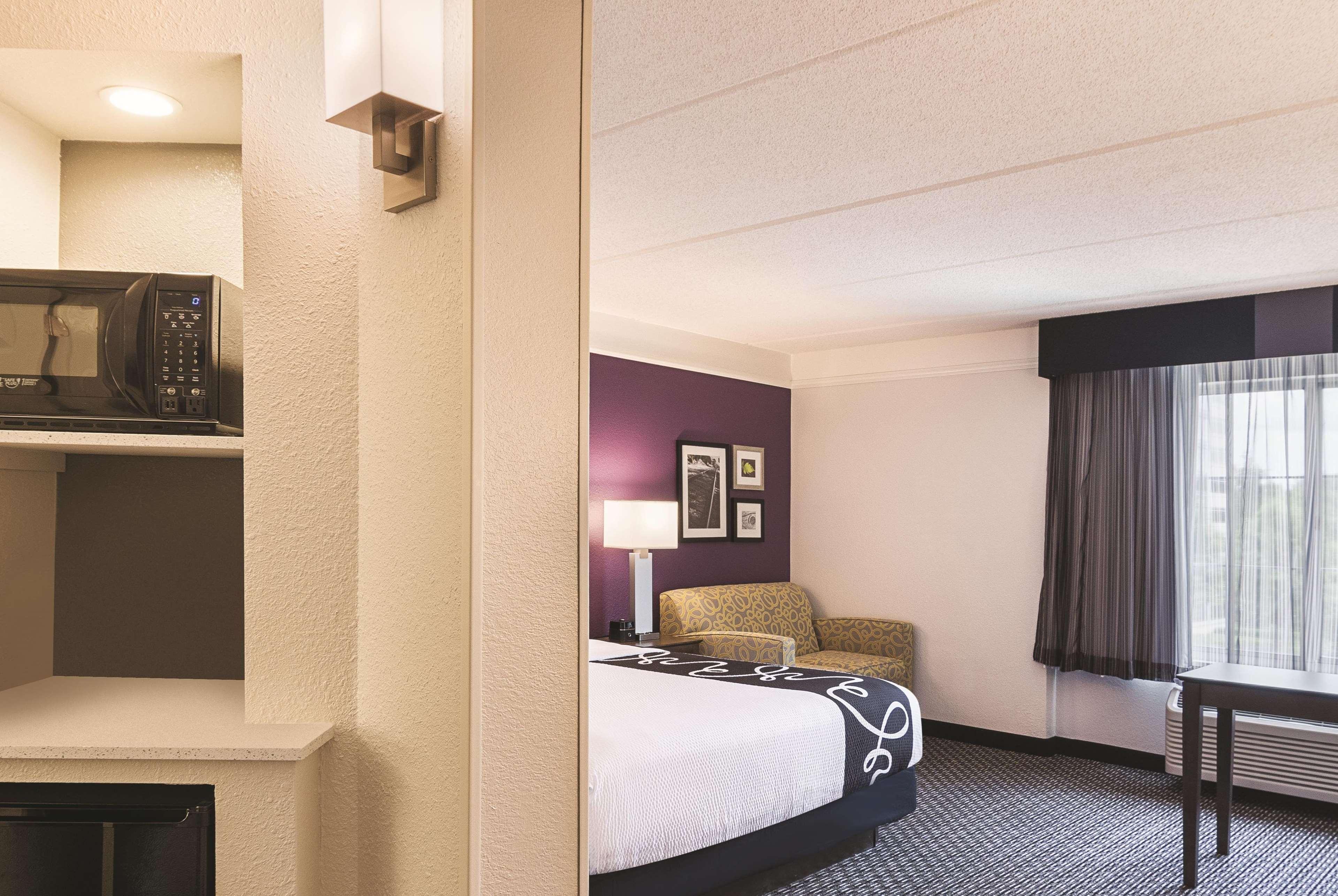 La Quinta By Wyndham Atlanta Perimeter Medical Hotel Санди Спрингс Екстериор снимка