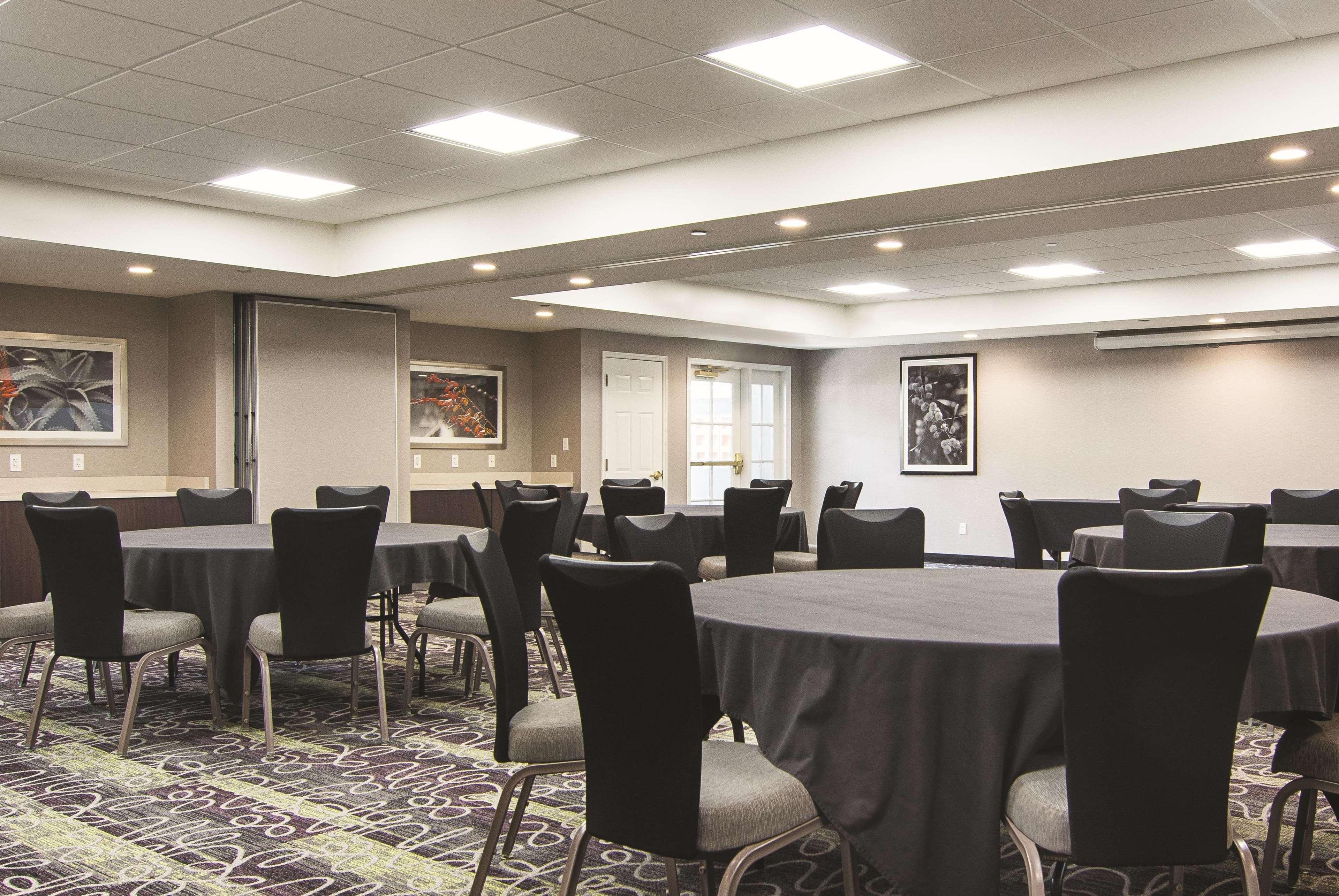 La Quinta By Wyndham Atlanta Perimeter Medical Hotel Санди Спрингс Екстериор снимка