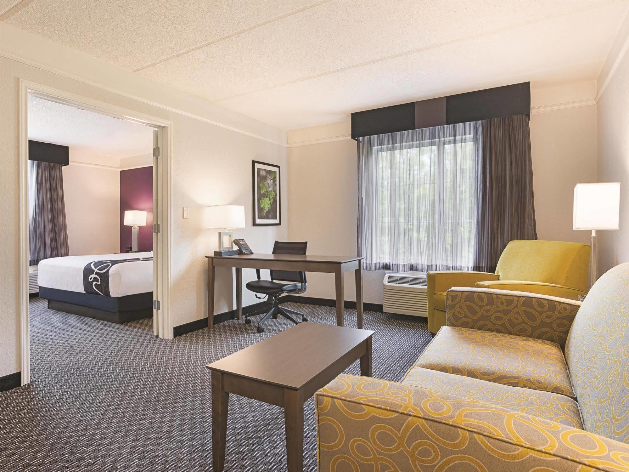 La Quinta By Wyndham Atlanta Perimeter Medical Hotel Санди Спрингс Екстериор снимка