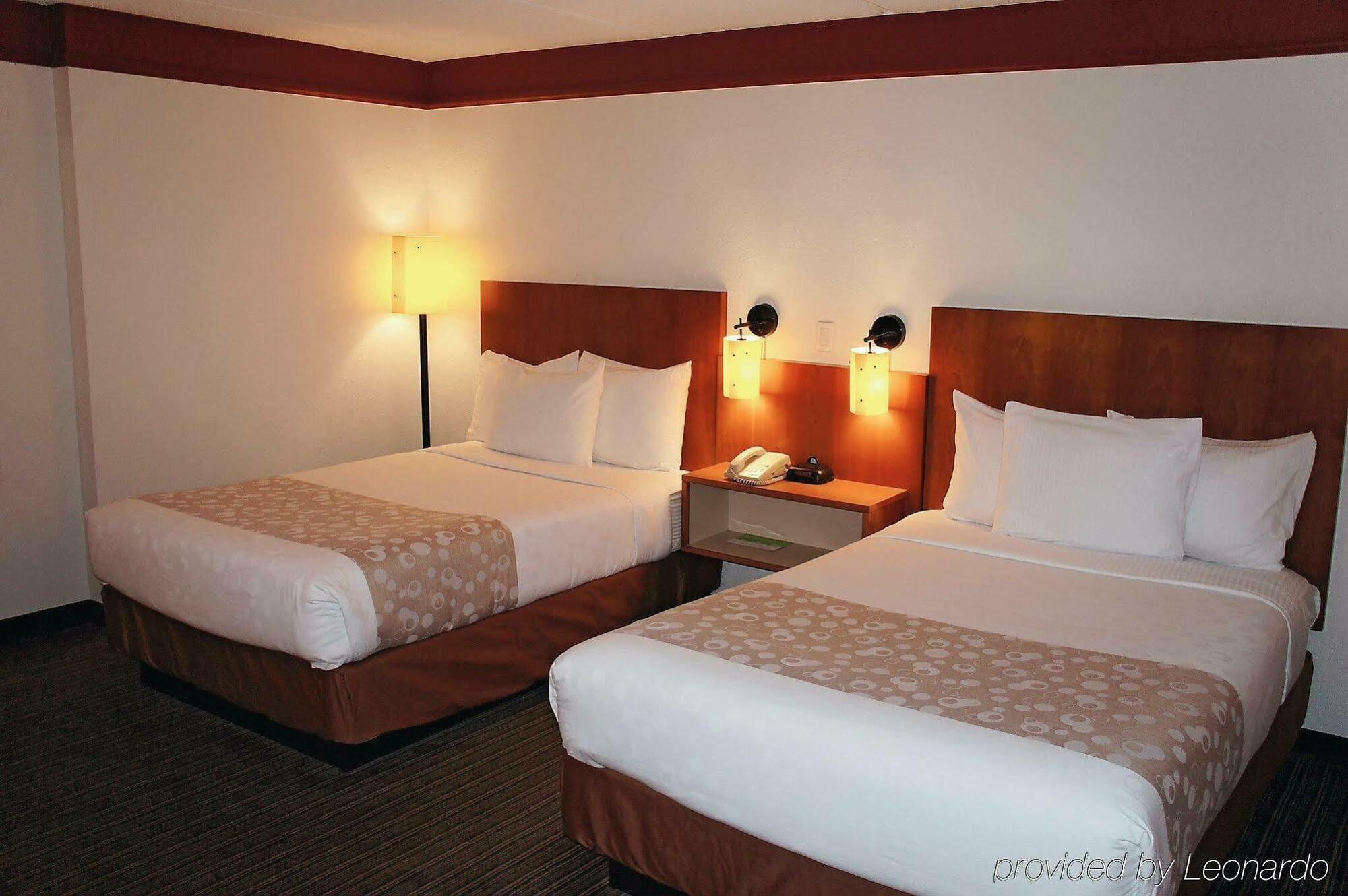 La Quinta By Wyndham Atlanta Perimeter Medical Hotel Санди Спрингс Екстериор снимка